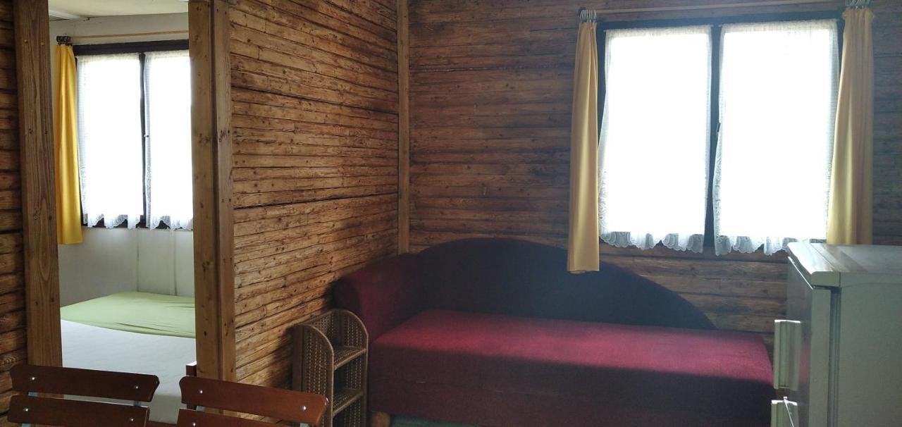 Retro Kemp Pod Boubinem Horní Vltavice Buitenkant foto
